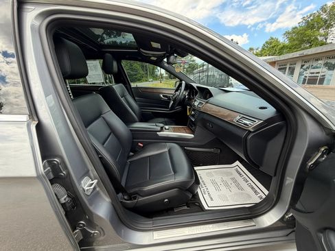 Used 2015 Mercedes-Benz E 350 4MATIC Sedan image 13