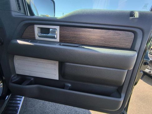 Used 2013 Ford F150 Lariat w/ Lariat Chrome Pkg image 20