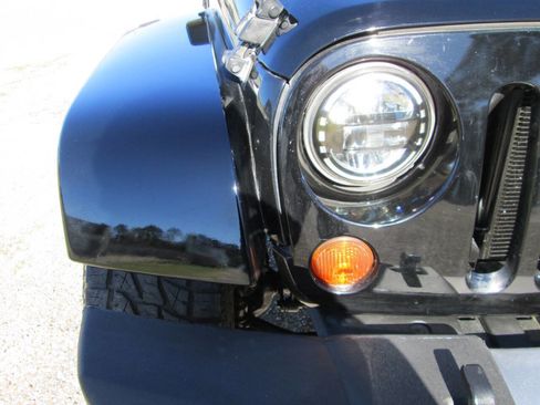 Used 2011 Jeep Wrangler Unlimited Sahara w/ Trailer Tow Group image 32