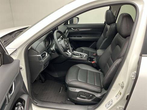 Used 2025 MAZDA CX-5 Carbon Edition image 3