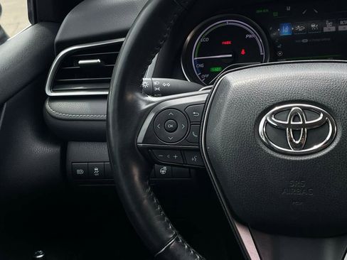 Used 2022 Toyota Camry XSE w/ Cold Weather Package FWD image 14