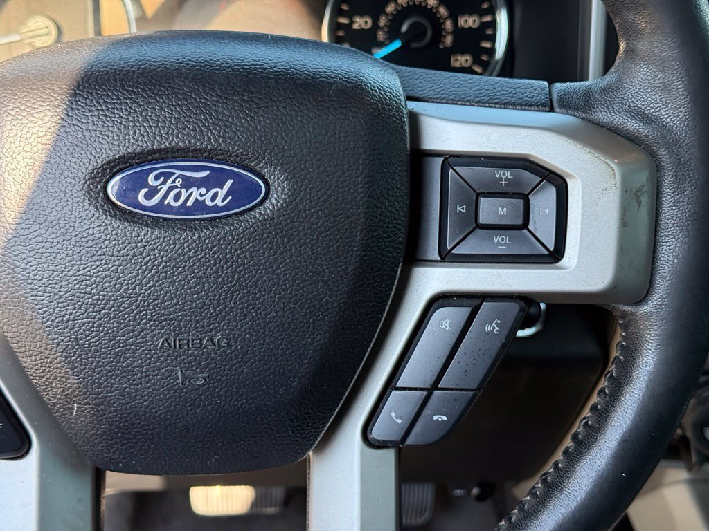 Used 2019 Ford F150 Lariat w/ Equipment Group 502A Luxury AWD/4WD image 18