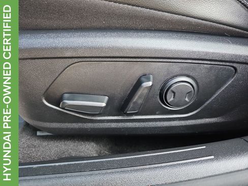 Certified 2023 Hyundai Elantra Limited FWD image 31