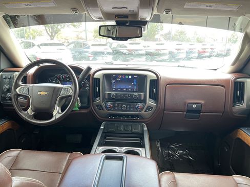 Used 2014 Chevrolet Silverado 1500 High Country w/ High Country Premium Package AWD/4WD image 24