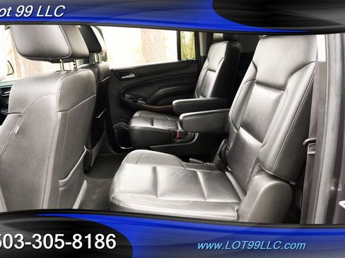 Used 2017 Chevrolet Suburban Premier RWD image 14