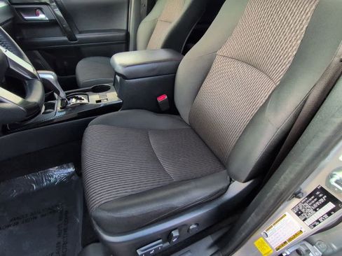 Used 2024 Toyota 4Runner TRD Off-Road image 16