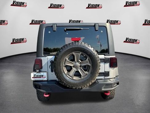 Used 2018 Jeep Wrangler Unlimited Rubicon image 6