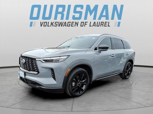 Used 2025 INFINITI QX60 Luxe w/ Black Edition image 3