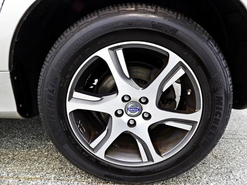 Used 2014 Volvo XC60 T6 image 20