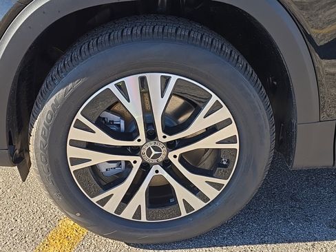 New 2026 Mercedes-Benz GLB 250 4MATIC image 7