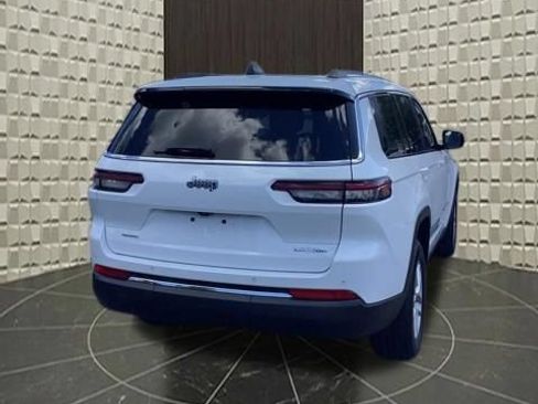 Certified 2023 Jeep Grand Cherokee L Laredo w/ Luxury Tech Group I AWD/4WD image 5