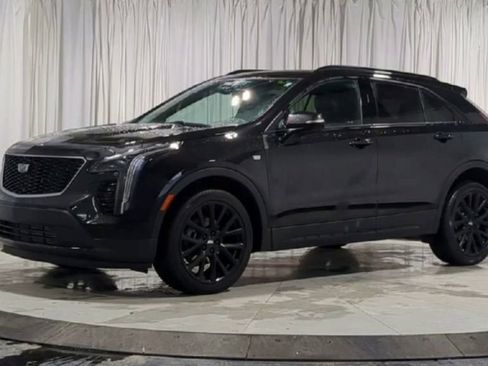 Used 2023 Cadillac XT4 Sport w/ LPO, Onyx Lite Package image 5