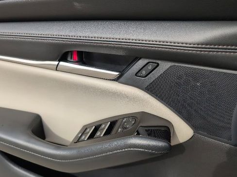 Used 2025 MAZDA MAZDA3 s image 14