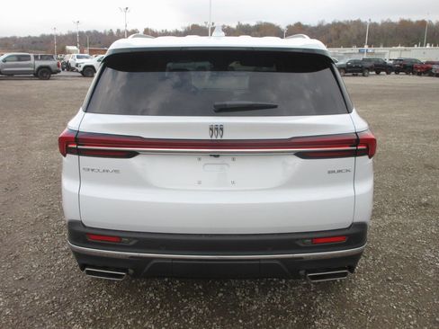 New 2026 Buick Enclave Preferred FWD image 5
