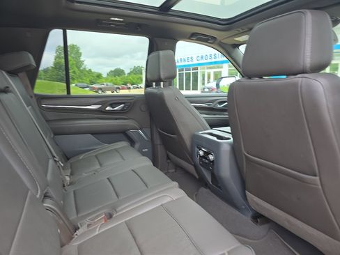 Used 2021 GMC Yukon Denali w/ Denali Premium Package AWD/4WD image 16