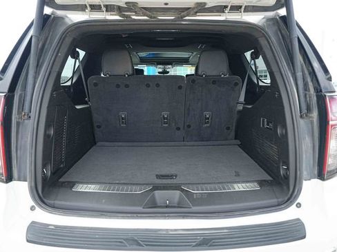 Used 2021 Chevrolet Suburban High Country AWD/4WD image 15