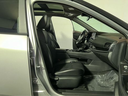 Certified 2023 Nissan Rogue SV w/ SV Premium B Package AWD/4WD image 30