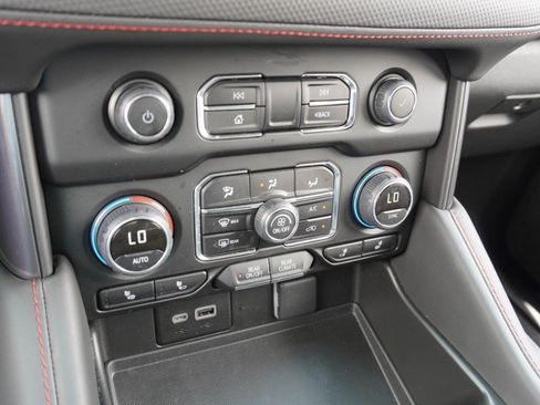 Used 2024 Chevrolet Tahoe RST w/ Luxury Package AWD/4WD image 18
