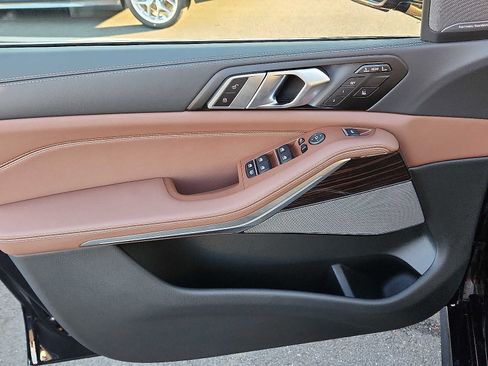 Used 2026 BMW X7 xDrive40i image 12