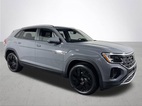 New 2026 Volkswagen Atlas Cross Sport SE image 4