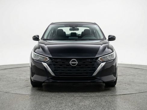 Used 2025 Nissan Sentra S FWD image 2
