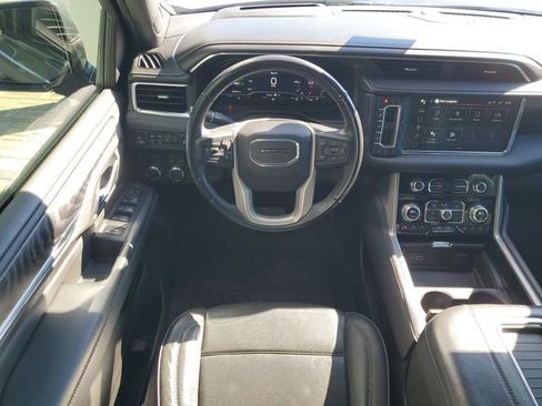 Used 2022 GMC Yukon Denali image 31
