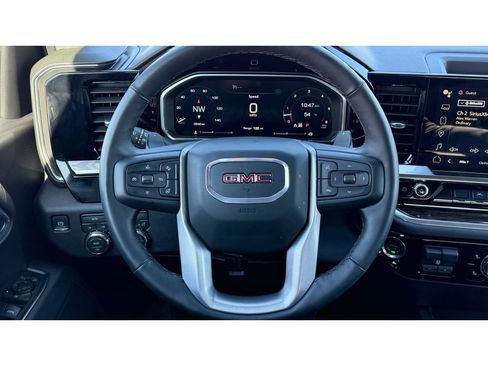 Used 2026 GMC Sierra 1500 Elevation image 16