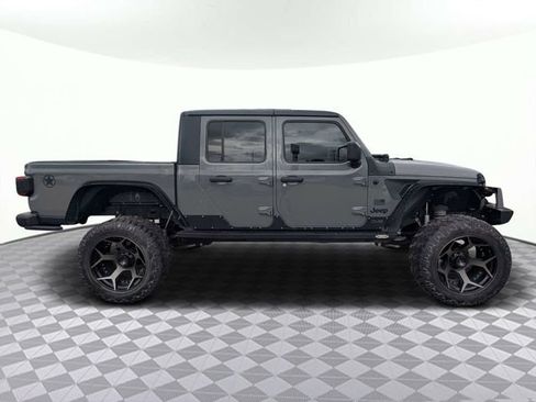 Used 2021 Jeep Gladiator Sport AWD/4WD image 3