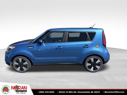 Used 2018 Kia Soul + FWD image 2