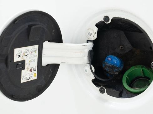 Used 2019 RAM 3500 Laramie image 17