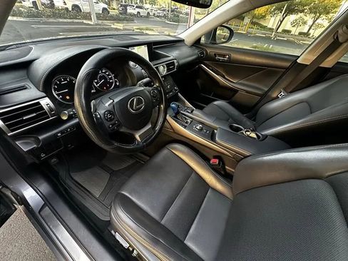 Used 2016 Lexus IS 200t w/ Navigation System Package RWD image 33