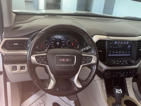 Used 2018 GMC Acadia Denali w/ Technology Package AWD/4WD image 14