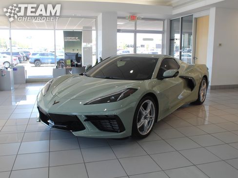 Used 2024 Chevrolet Corvette Stingray Convertible w/ 1LT RWD image 30