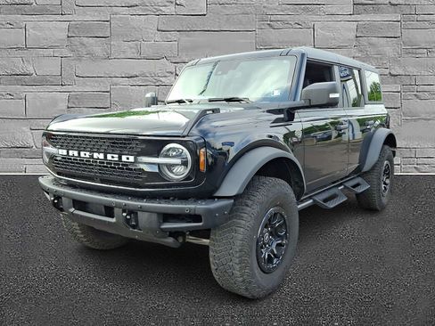 Certified 2024 Ford Bronco Wildtrak AWD/4WD image 4
