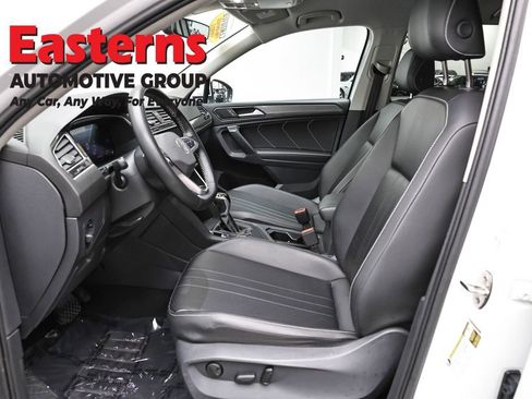 Used 2024 Volkswagen Tiguan SE image 14