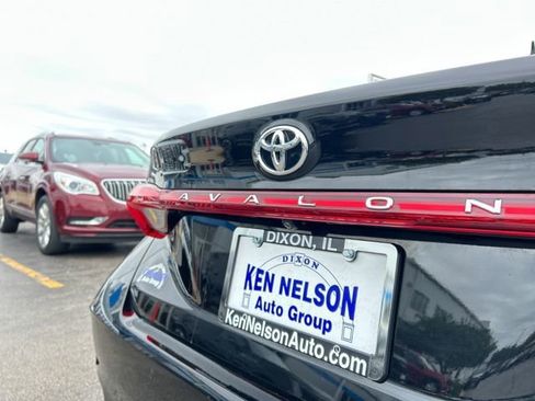 Used 2021 Toyota Avalon Limited w/ Advanced Safety Package AWD/4WD image 10