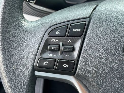 Used 2019 Hyundai Tucson Value AWD/4WD image 12