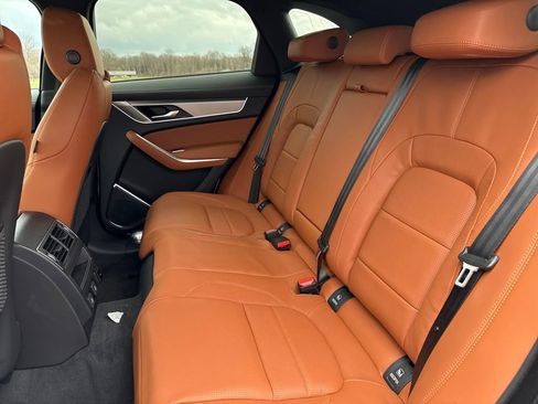 New 2026 Jaguar F-PACE R-Dynamic S image 14