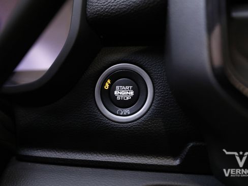 Used 2024 RAM 2500 Rebel image 25