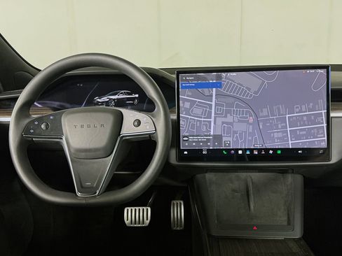 Used 2023 Tesla Model S Standard Range AWD/4WD image 32