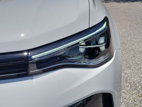 New 2026 Volkswagen Taos S FWD image 9