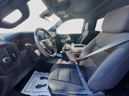 Used 2025 GMC Sierra 1500 Pro w/ Convenience Package image 16