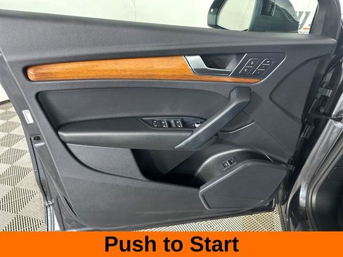 Used 2023 Audi Q5 2.0T Premium w/ Convenience Package AWD/4WD image 8