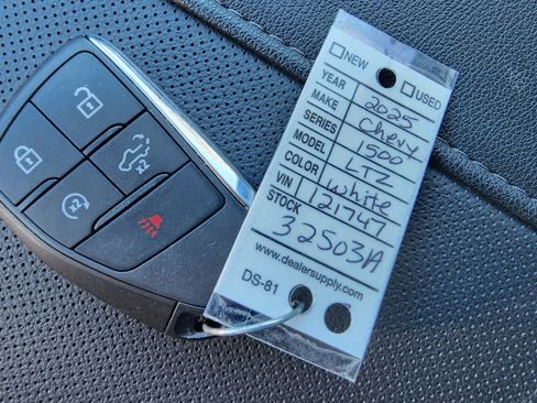 Certified 2025 Chevrolet Silverado 1500 LTZ w/ LTZ Convenience Package II image 21