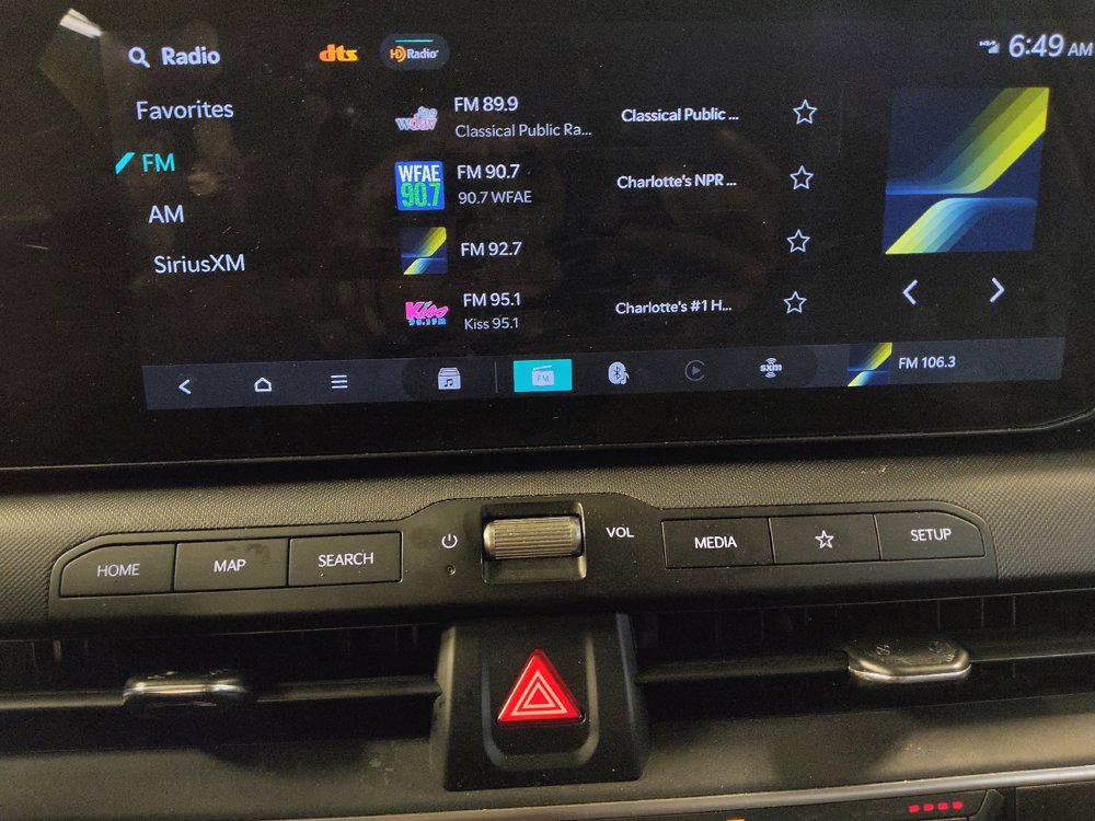 Used 2025 Kia K4 FWD image 25