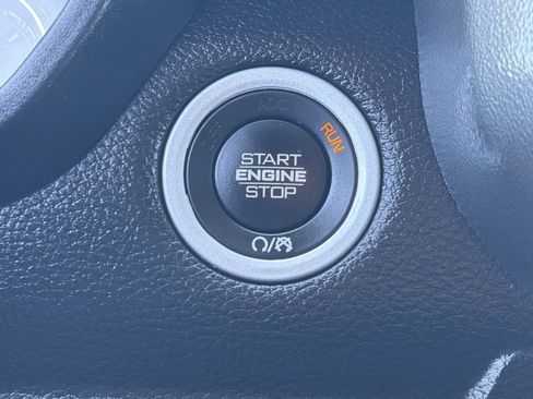 Used 2022 RAM 1500 Big Horn image 9