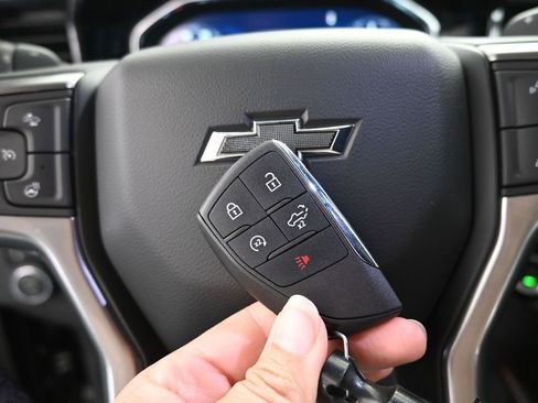 New 2025 Chevrolet Silverado 1500 RST AWD/4WD image 30