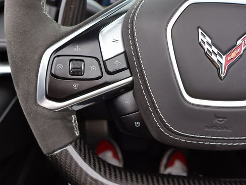 Used 2025 Chevrolet Corvette Z06 w/ Z07 Performance Package image 7