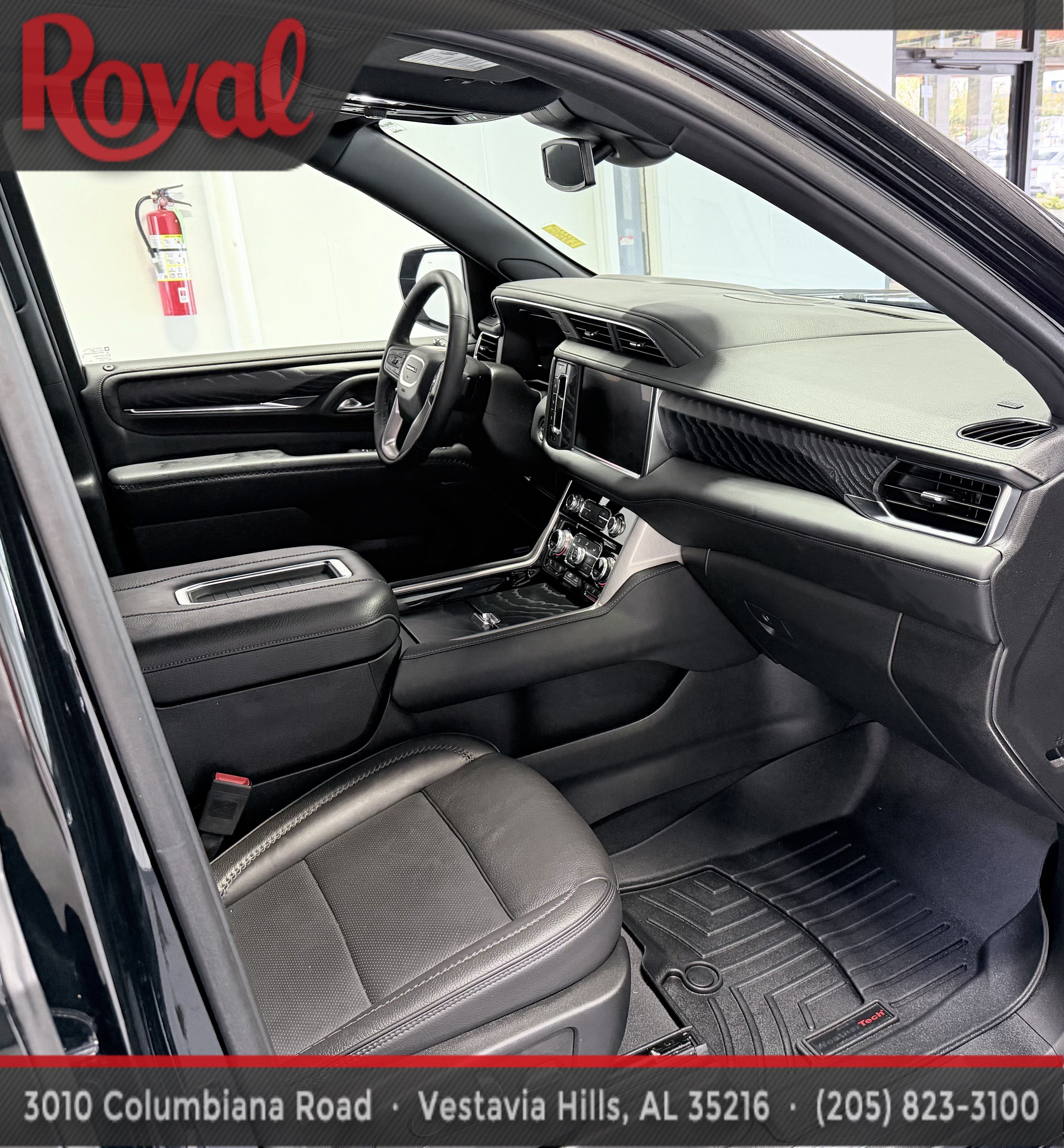Used 2024 GMC Yukon XL Denali RWD image 18