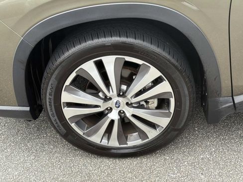Certified 2022 Subaru Ascent Touring AWD/4WD image 11